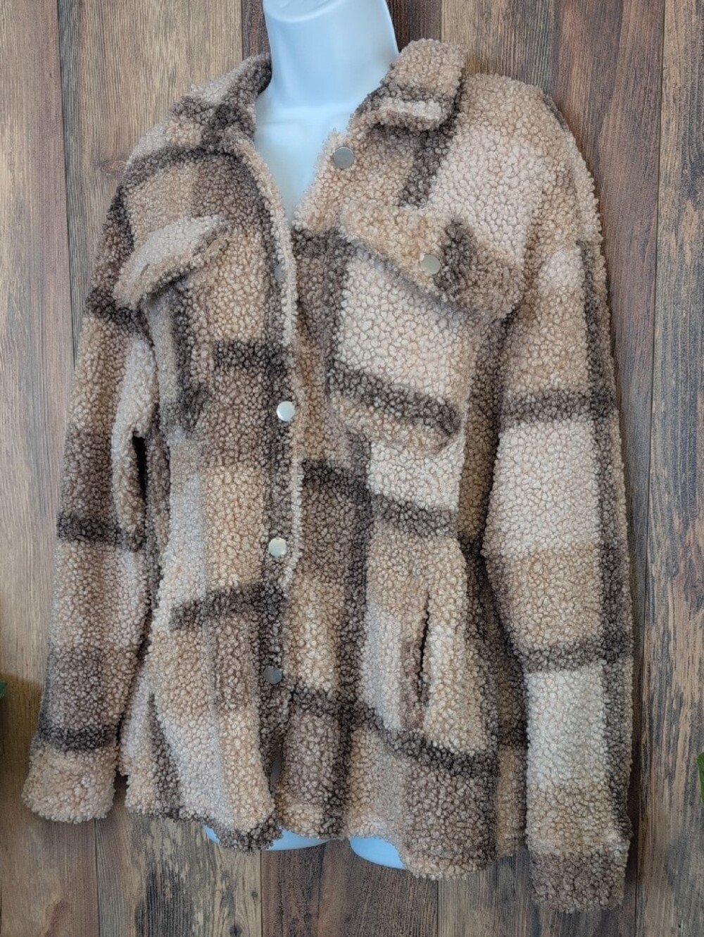 HYFVE Plaid Button Down Sherpa Shacket S         755A